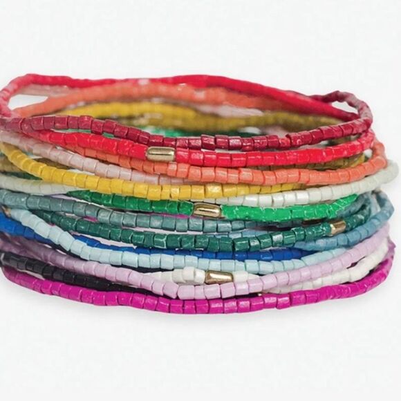 NWT Ink + Alloy Chelsea 18 Strand Luxe Multicolor Beaded Stretch Bracelets - Picture 4 of 5